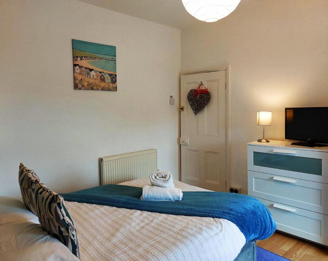 Salt Marsh Apartment Tywyn Esterno foto