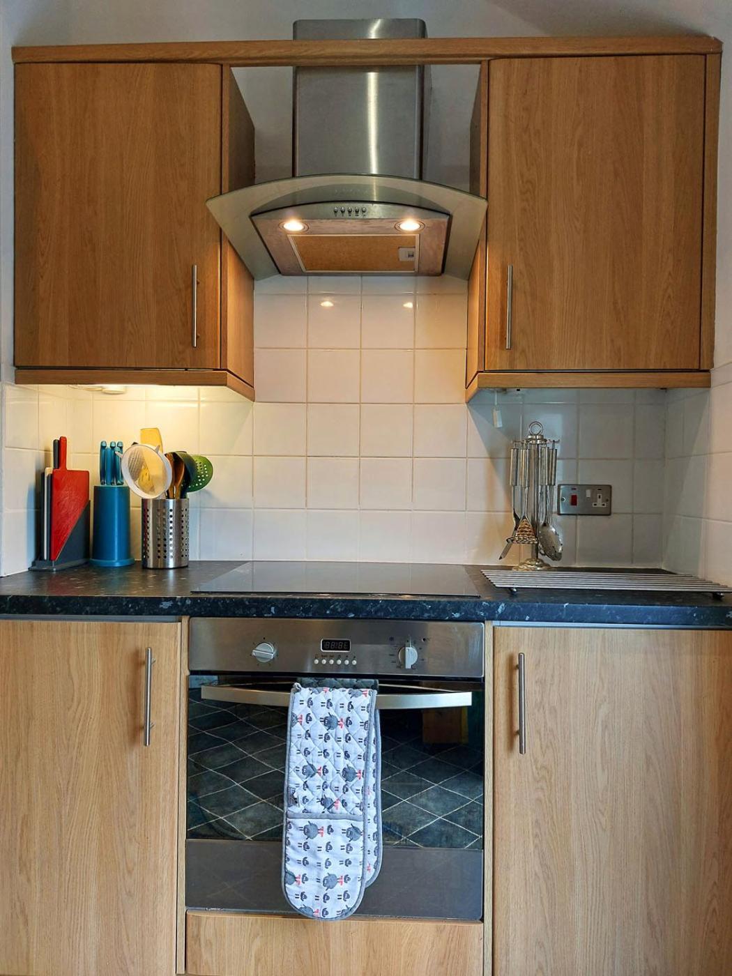 Salt Marsh Apartment Tywyn Esterno foto